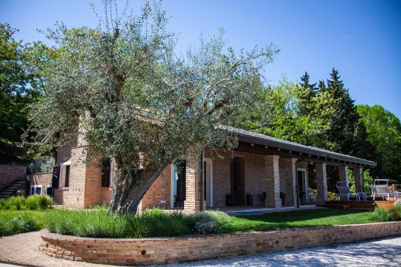 Resort Villa Paola Longiano Bagian luar foto